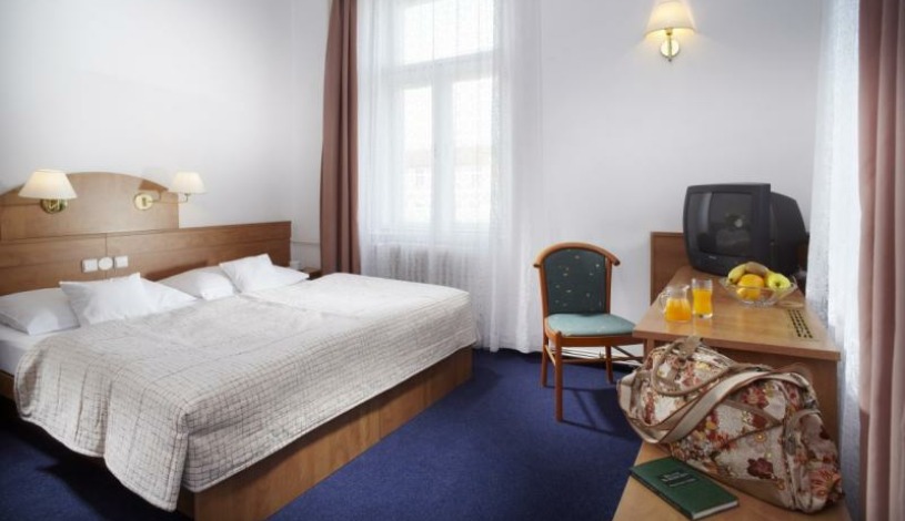 Spa & Kur Hotel Praha Františkovy Lázně - Standardní dvoulůžkový pokoj